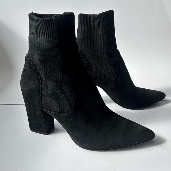 DESIGN LAB Suede Sock Booties (Women’s Size 7 M US) (Hudson’s Bay) - Picture 6 of 9